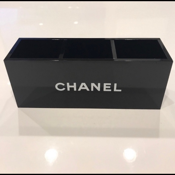 CHANEL Other - CHANEL Cosmetic Storage Organizer 💄